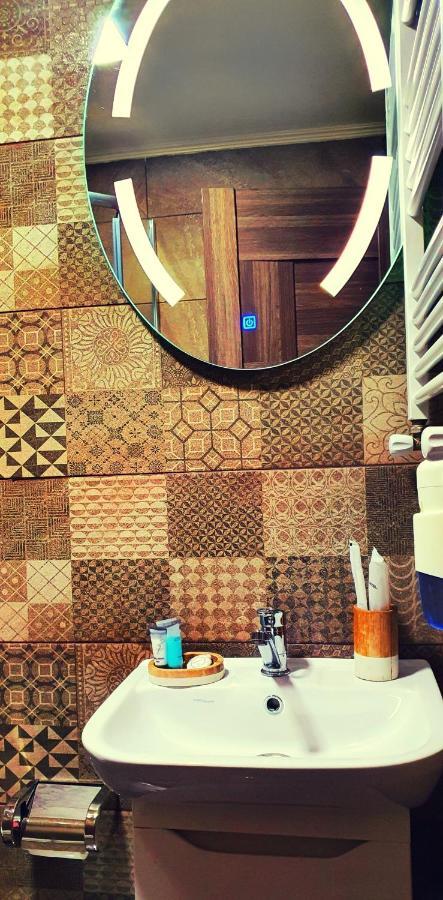 Epic Meidan Hotel Tbilisi Ngoại thất bức ảnh