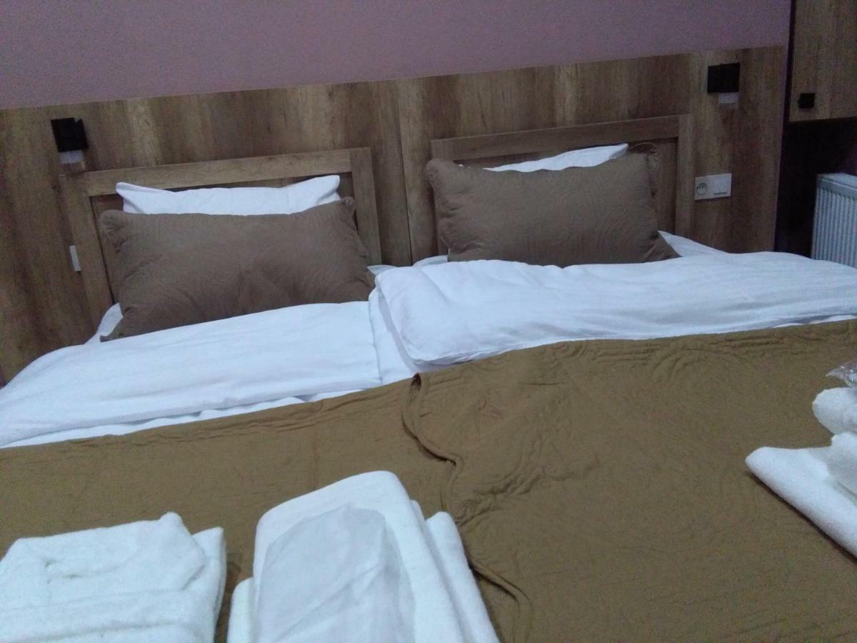Epic Meidan Hotel Tbilisi Ngoại thất bức ảnh